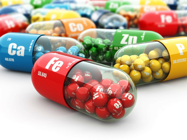 Дефицит витаминов.