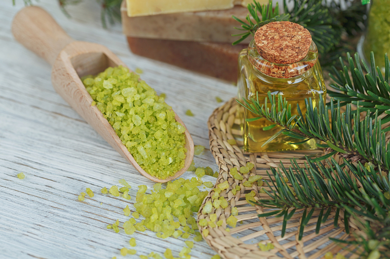 Хвойные ванны помогут снизить давление