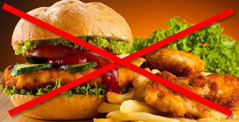 Исключение из рациона продуктов с чрезмерным содержанием жира