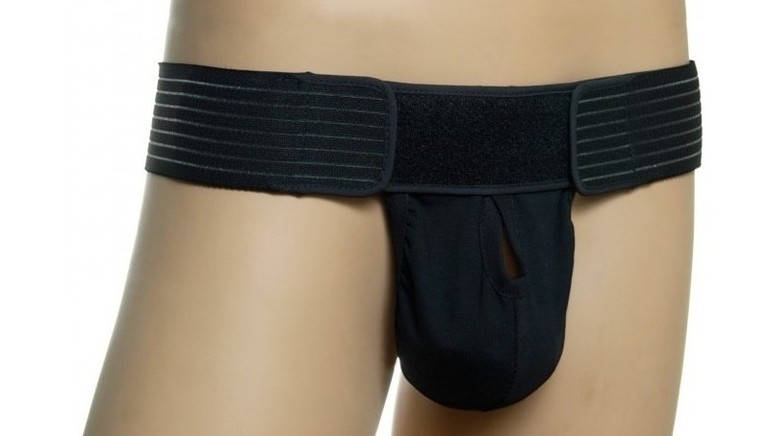 Ношение специального белья