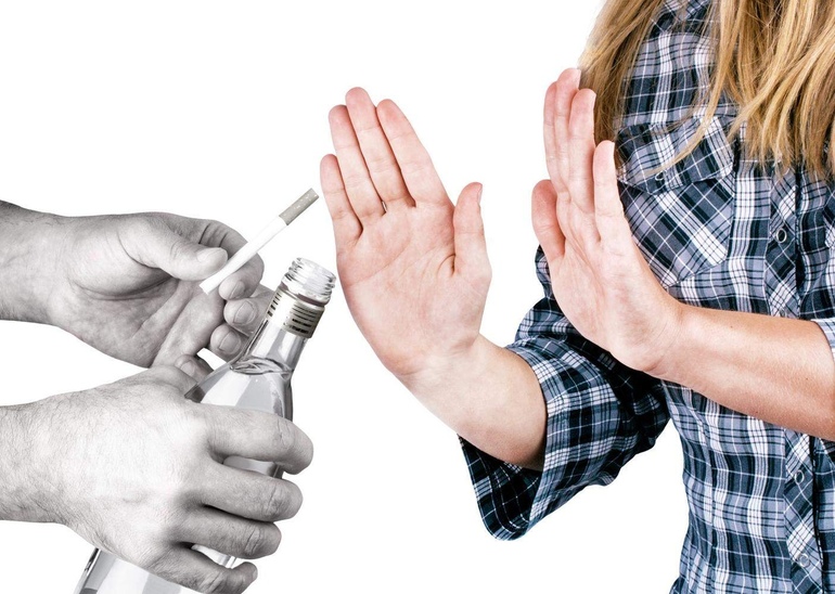 Отказаться полностью от курения и спиртных напитков