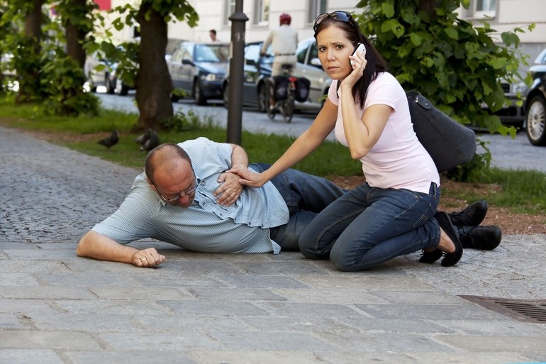 Первая помощь при инфаркте миокарда