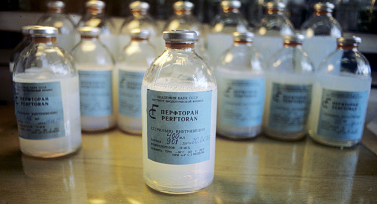 Синтетический заменитель крови с голубым оттенком — Перфторан