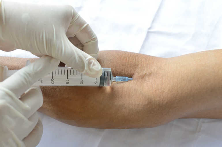 Внутривенное введение мочегонного препарата